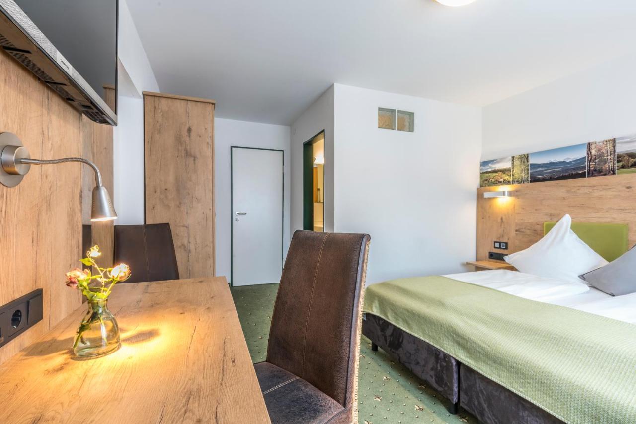 Ruehrberger Hof Hotel & Restaurant Grenzach-Wyhlen Bei Basel Esterno foto