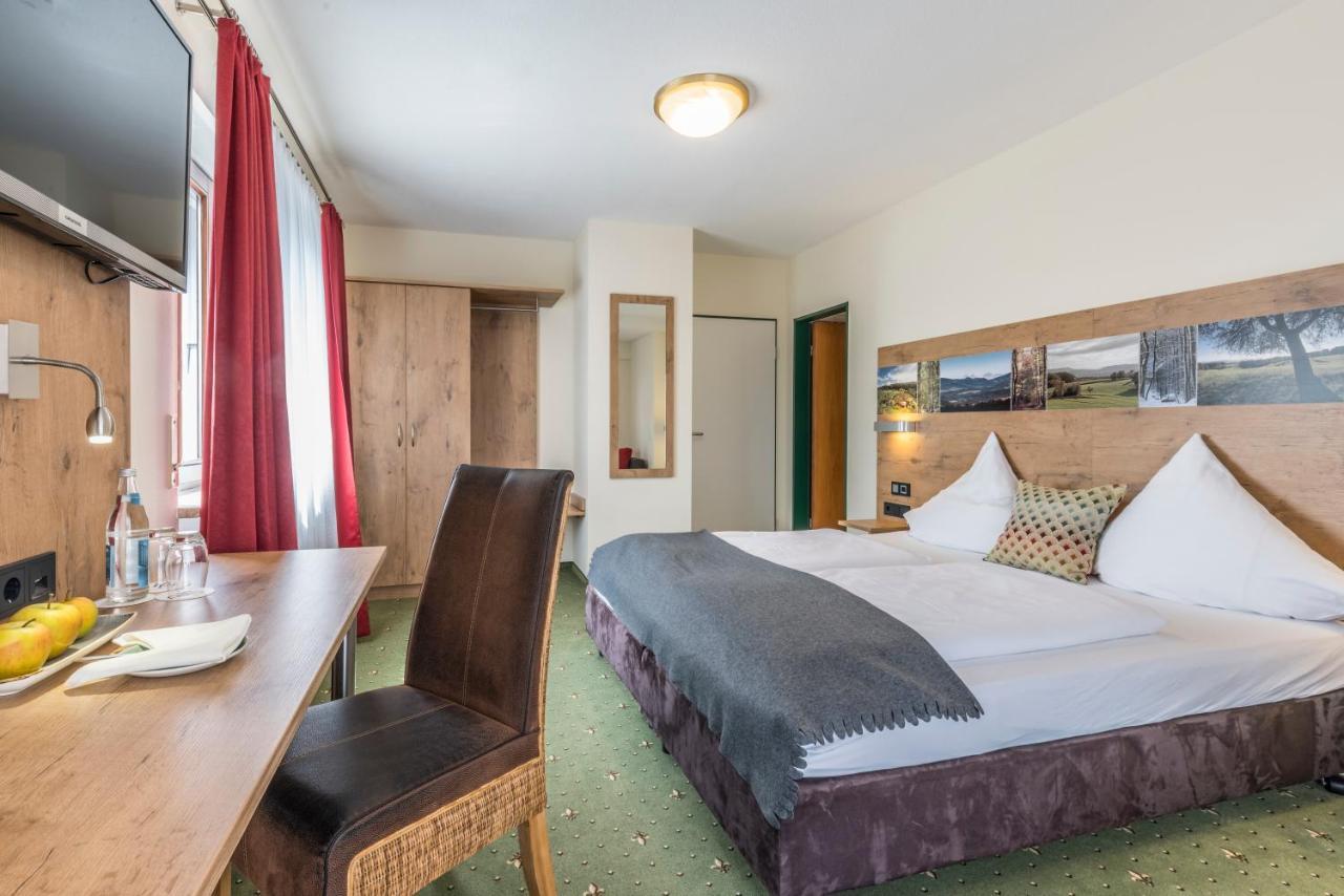 Ruehrberger Hof Hotel & Restaurant Grenzach-Wyhlen Bei Basel Esterno foto